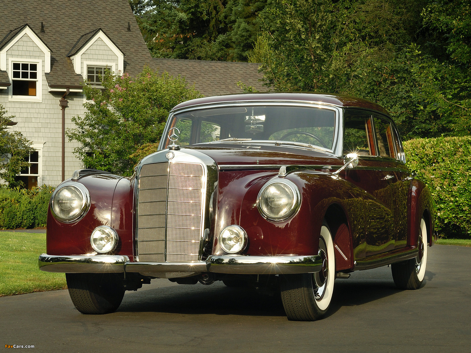 Photos of Mercedes-Benz 300 Limousine (W186) 1951–57 (1600 x 1200)