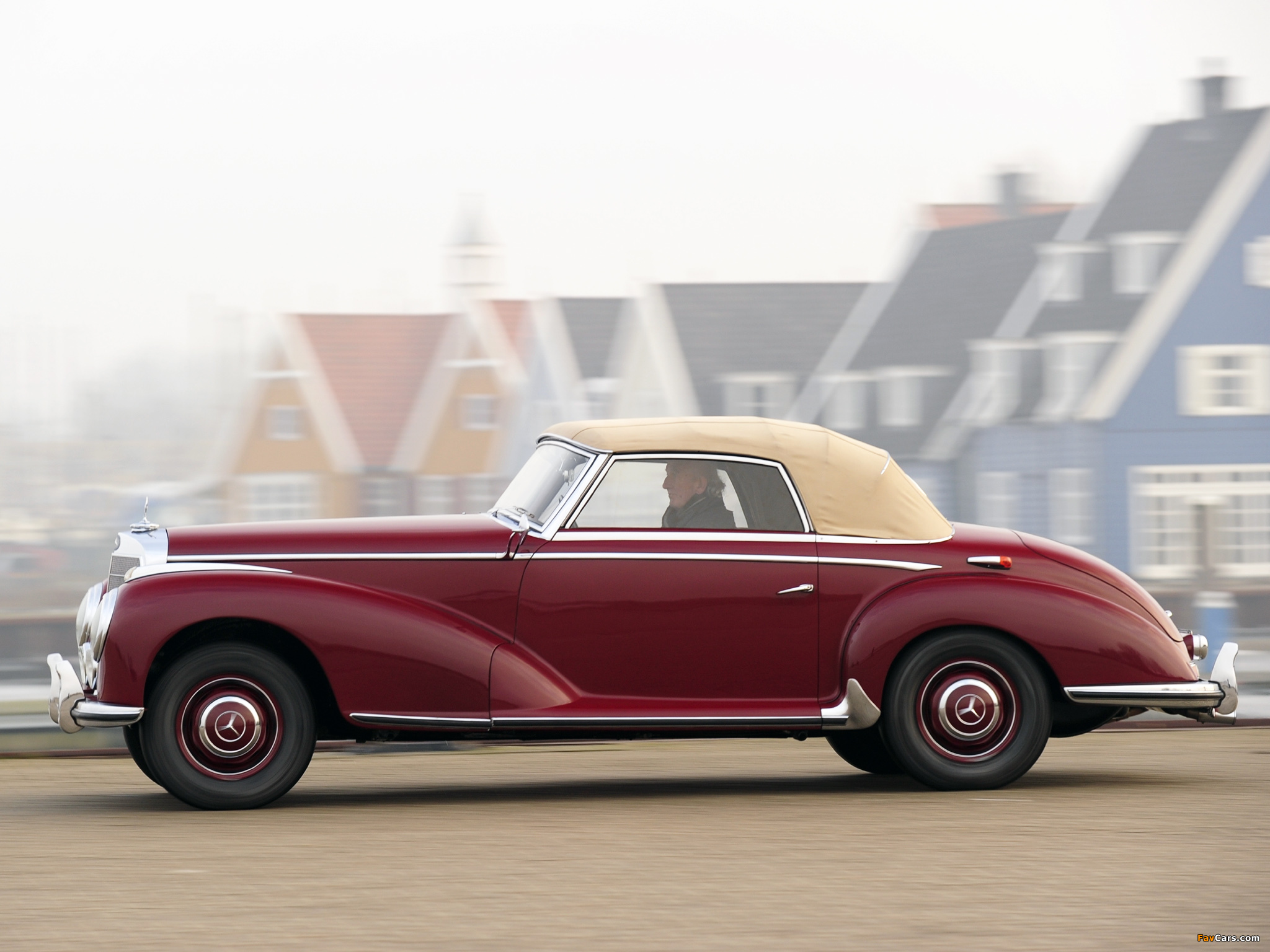 Photos of Mercedes-Benz 300S Roadster (W188) 1952–55 (2048 x 1536)