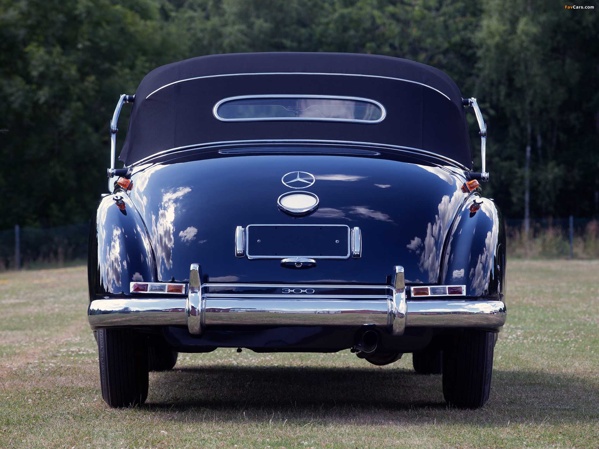 Photos of Mercedes-Benz 300d Cabriolet D (W189) 1957–62 (2048 x 1536)