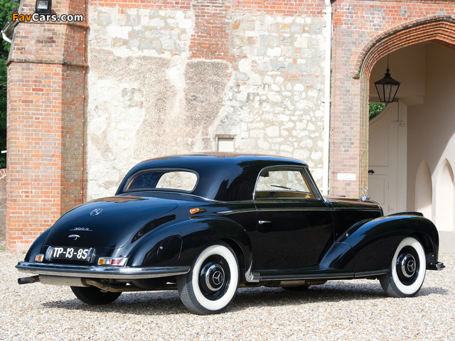 Pictures of Mercedes-Benz 300S (W188) 1952–55 (640 x 480)