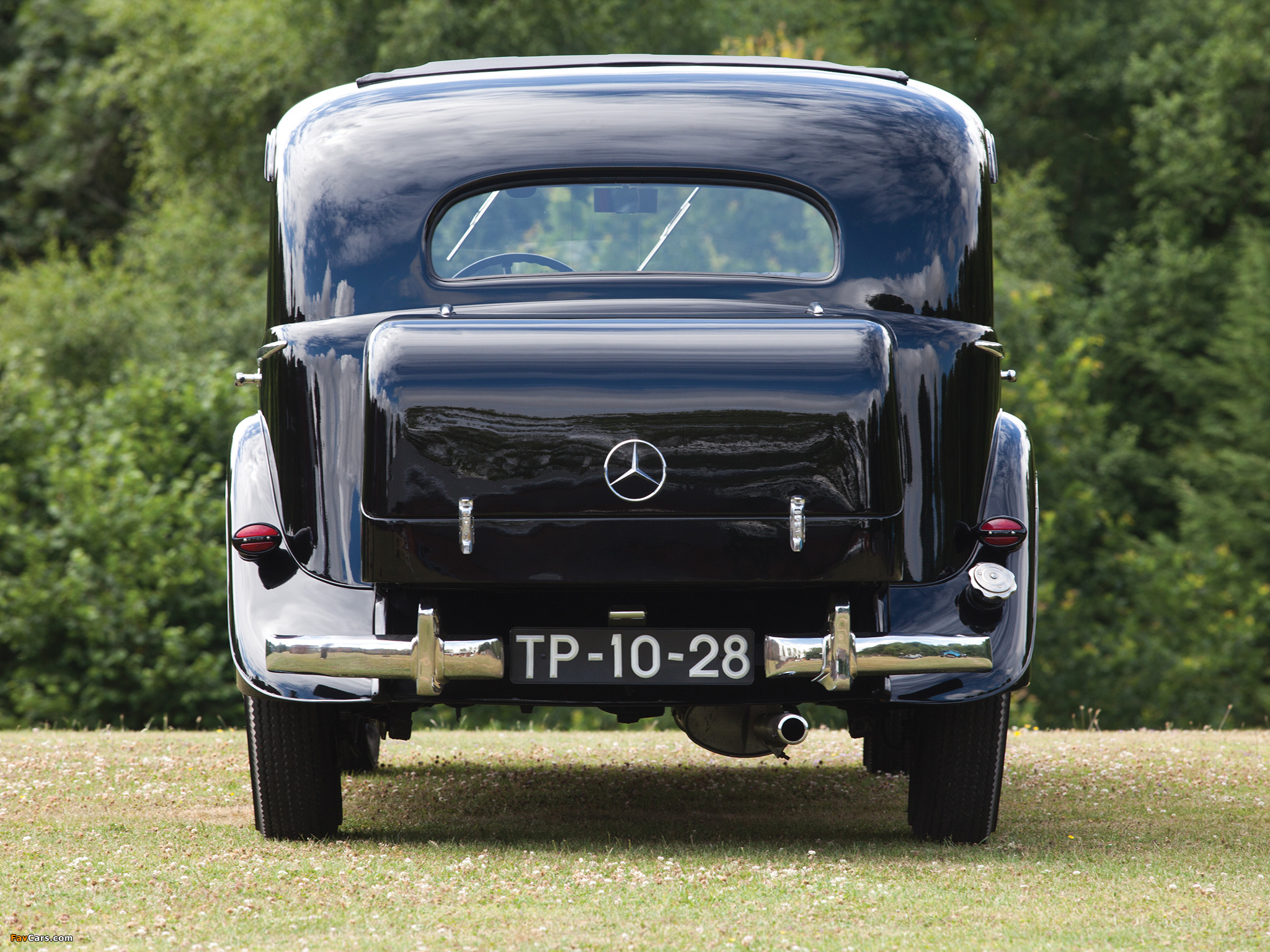 Mercedes-Benz 320 Pullman Limousine 1937–42 images (2048 x 1536)