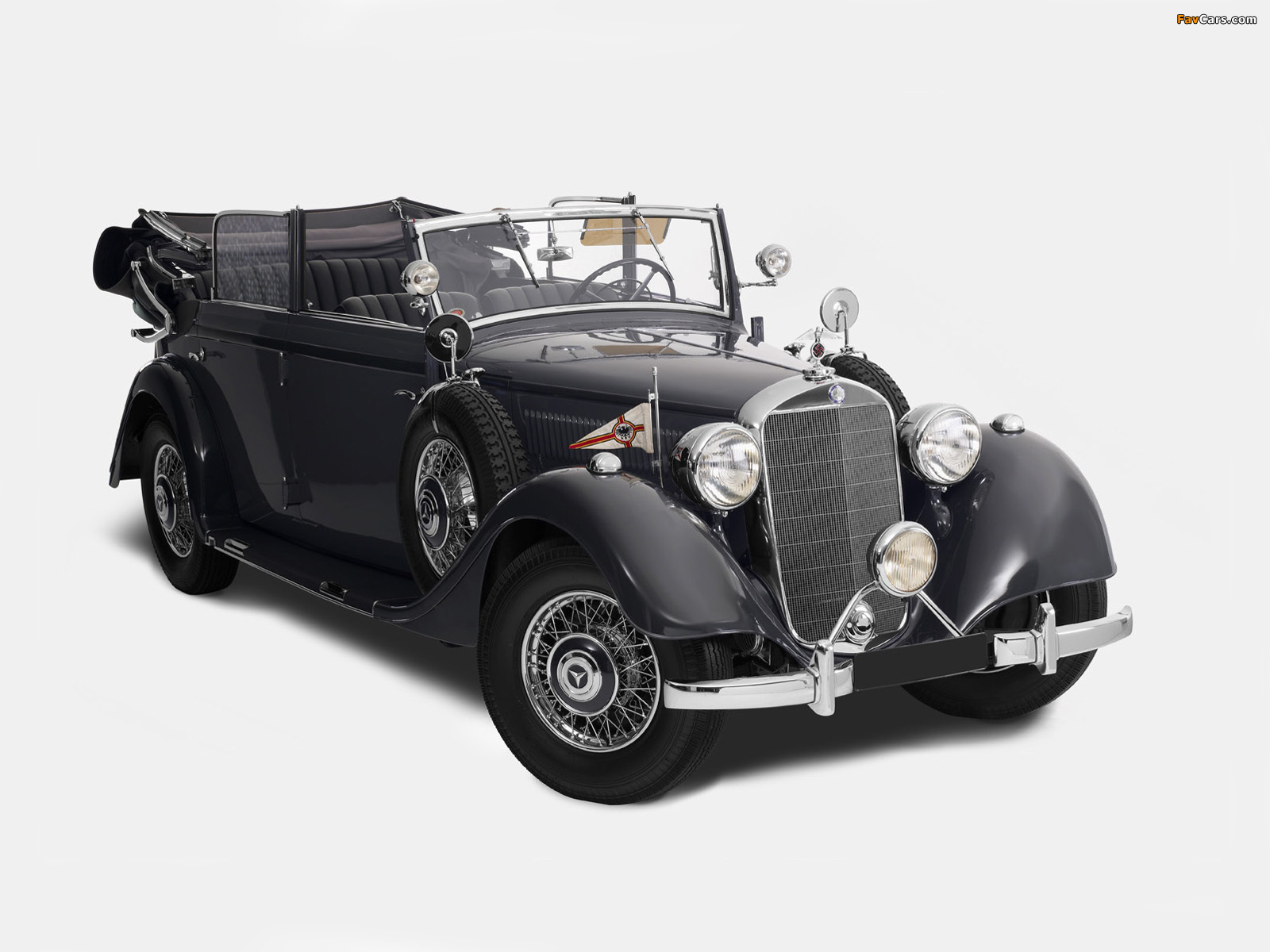Mercedes-Benz 320 Tourer (W142) 1937–42 images (1600 x 1200)
