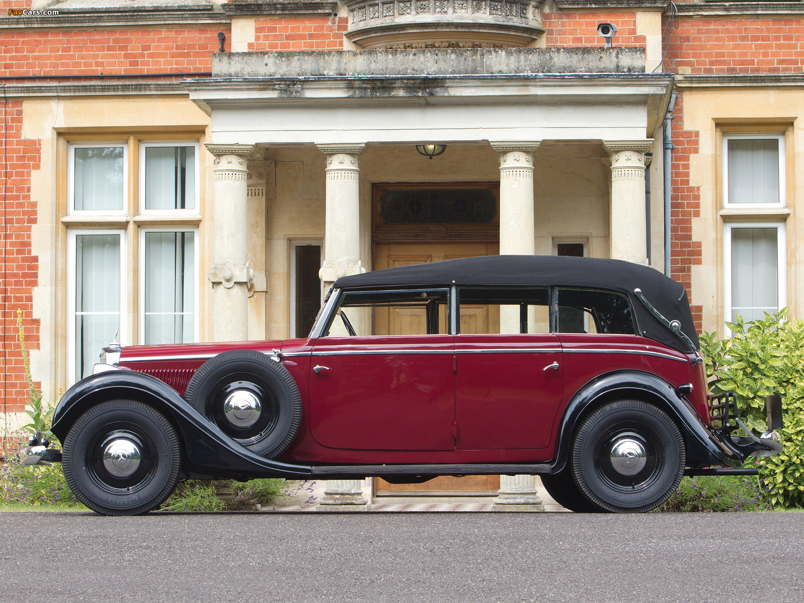 Mercedes-Benz 320 Pullman Cabriolet F 1937–42 wallpapers (1600 x 1200)