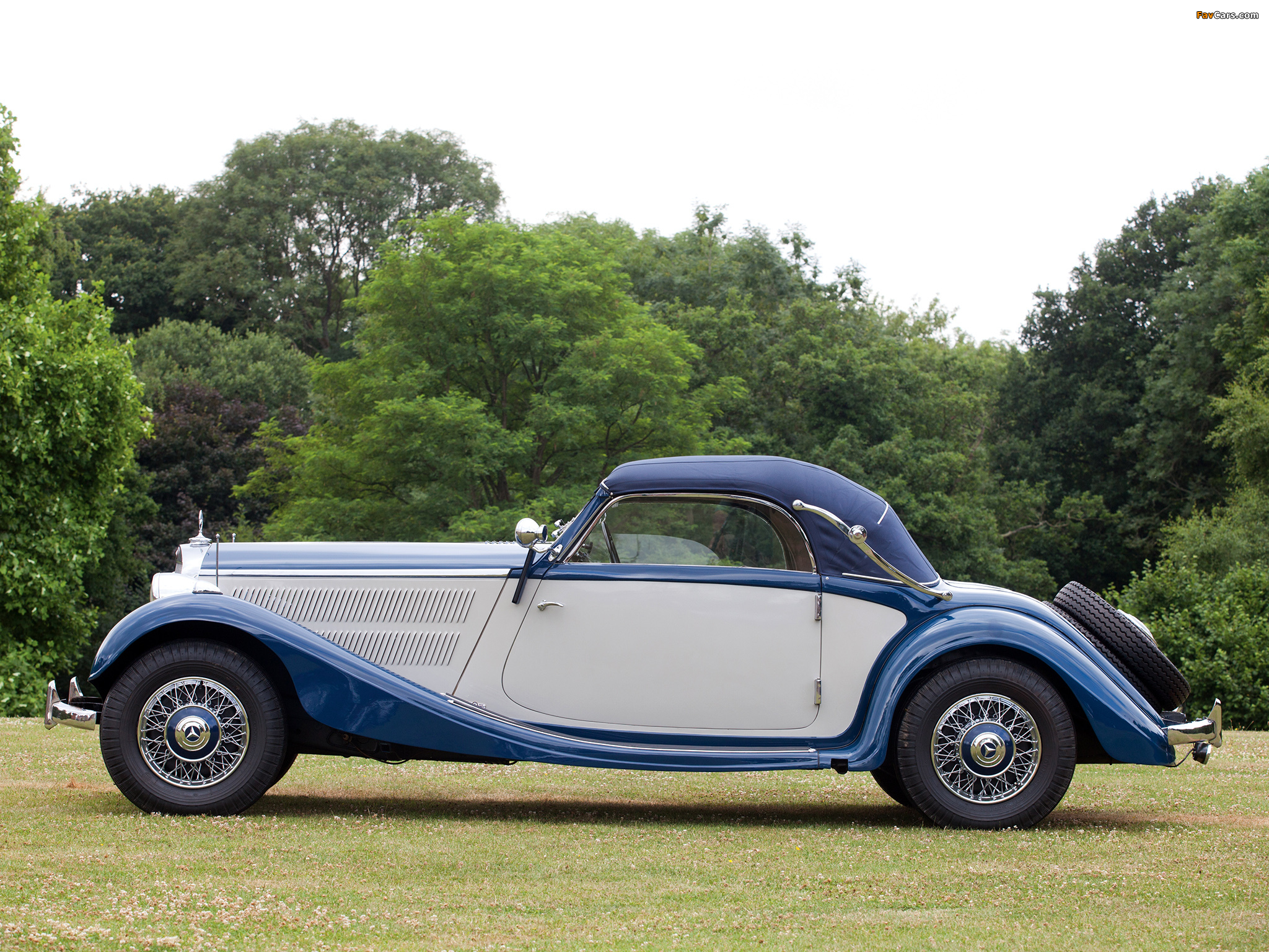 Pictures of Mercedes-Benz 320 Cabriolet A (W142) 1937–42 (2048 x 1536)