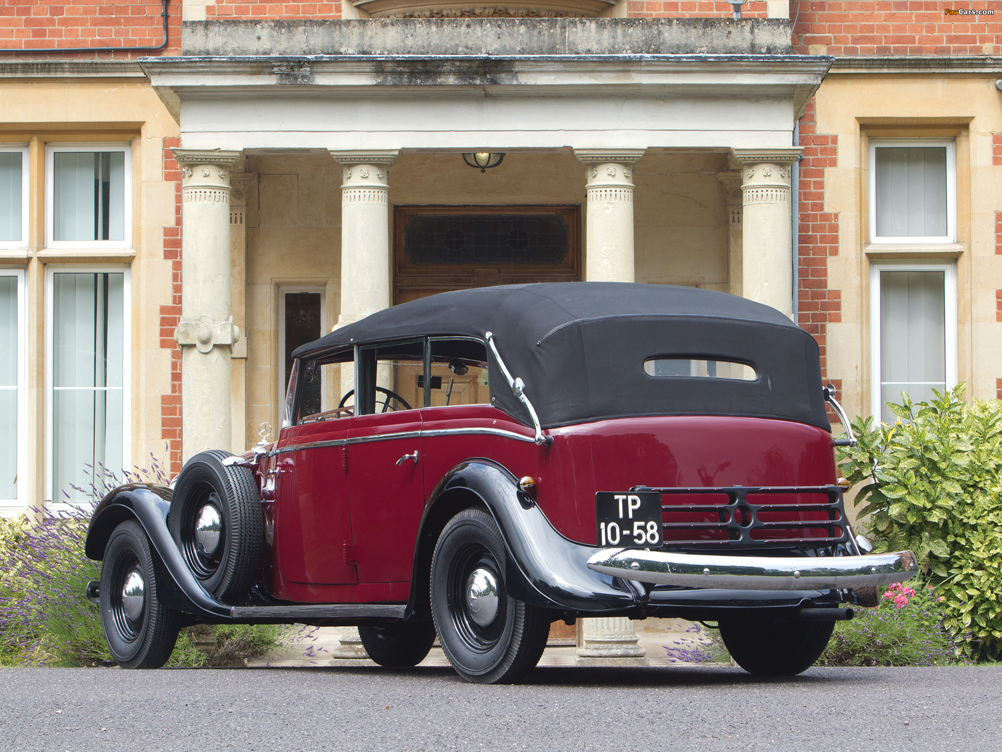 Pictures of Mercedes-Benz 320 Pullman Cabriolet F 1937–42 (2048 x 1536)