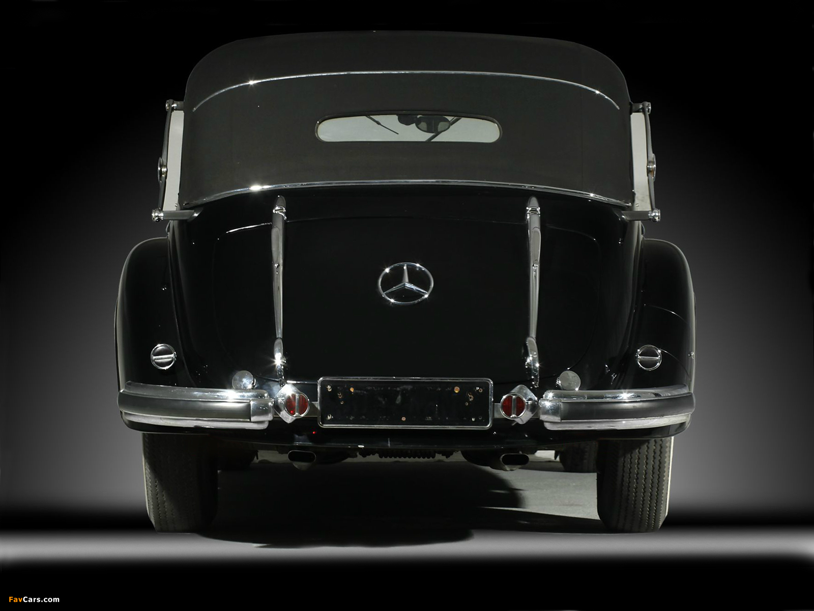 Mercedes-Benz 540K Cabriolet B 1937–38 photos (1600 x 1200)