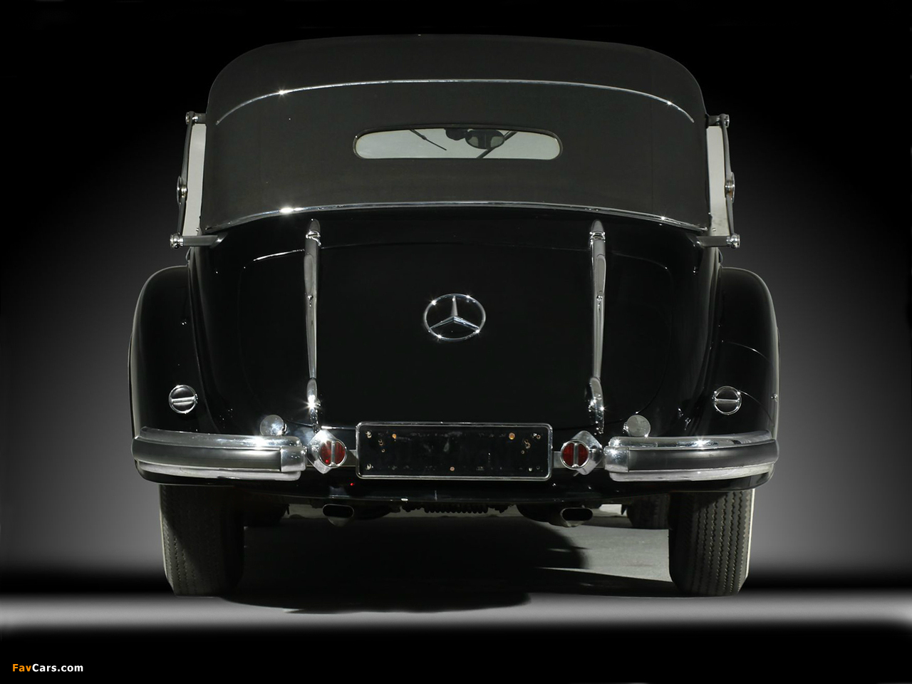 Mercedes-Benz 540K Cabriolet B 1937–38 photos (1280 x 960)