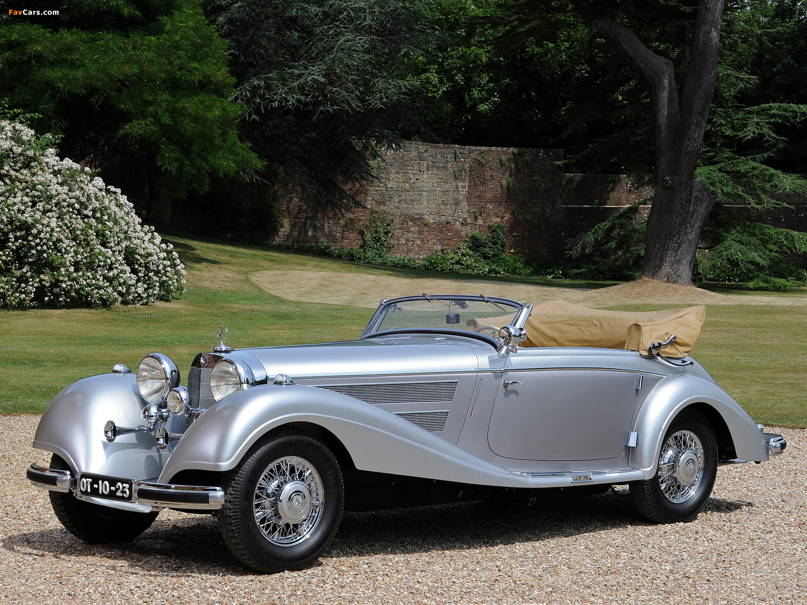 Mercedes-Benz 540K Cabriolet A 1937–38 wallpapers (1600 x 1200)