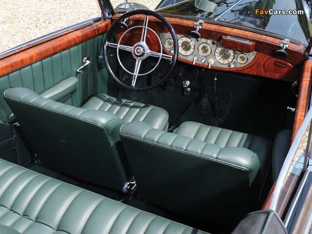 Photos of Mercedes-Benz 540K Cabriolet B 1937–38 (640 x 480)