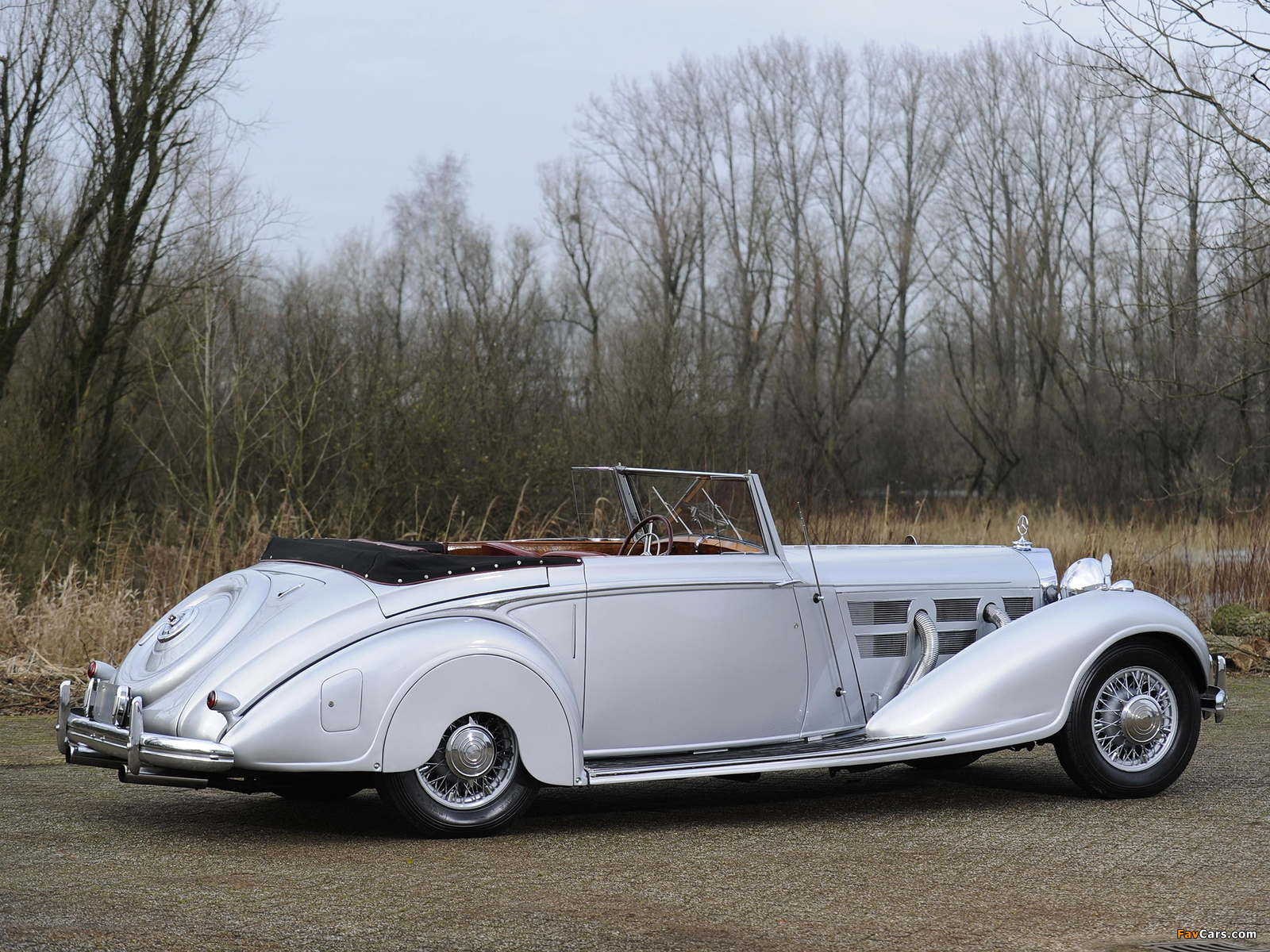 Photos of Mercedes-Benz 540K Cabriolet by Vanden Plas (W29) 1938 (1600 x 1200)