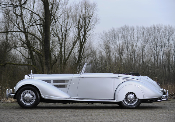 Pictures of Mercedes-Benz 540K Cabriolet by Vanden Plas (W29) 1938