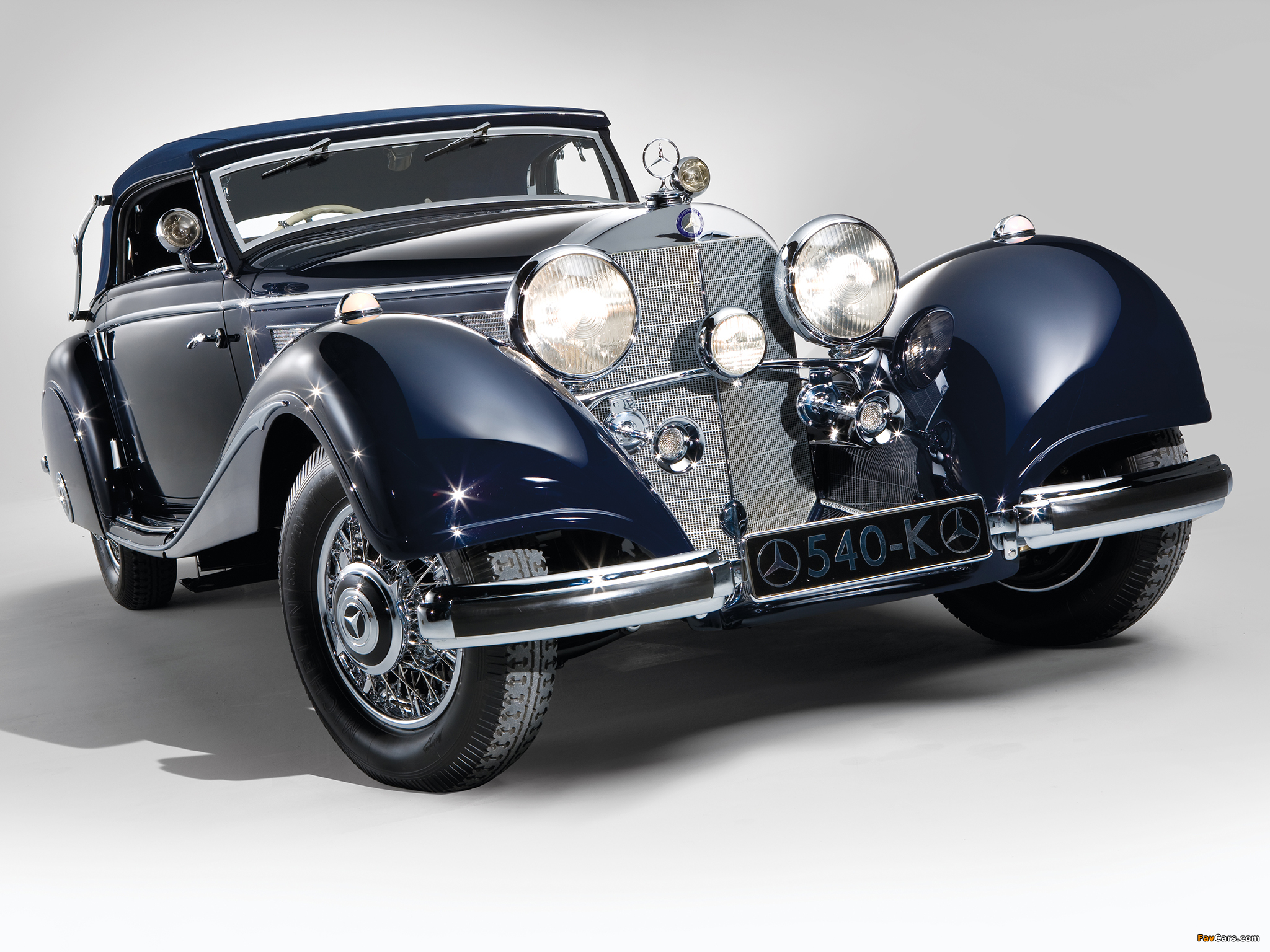 Mercedes-Benz 540K Cabriolet A (RHD) 1937–38 wallpapers (2048 x 1536)