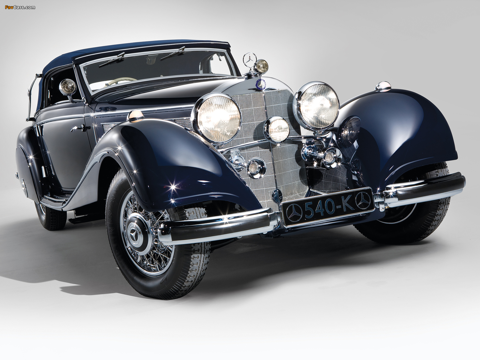 Mercedes-Benz 540K Cabriolet A (RHD) 1937–38 wallpapers (1600 x 1200)