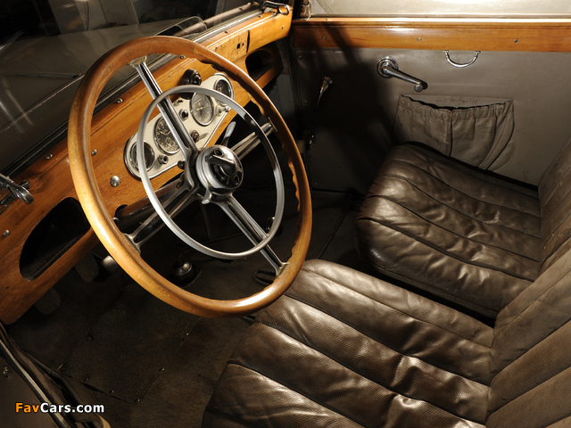 Images of Mercedes-Benz 8/38 HP Stuttgart 200 Sports Roadster (W02) 1928–36 (640 x 480)