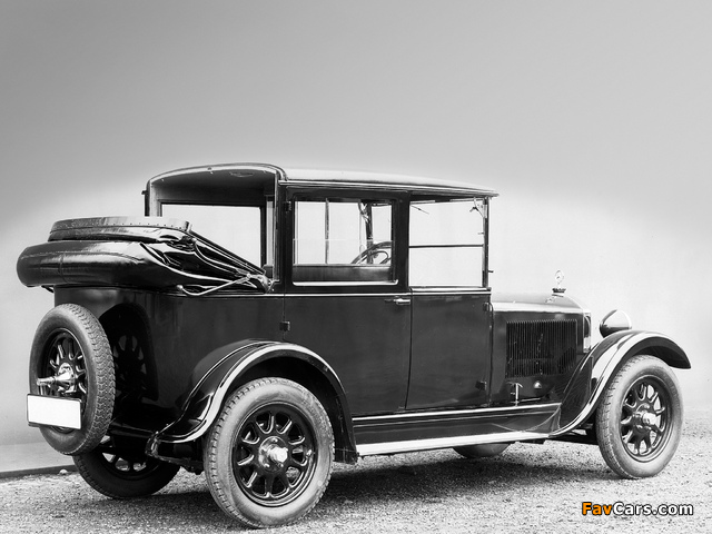 Mercedes-Benz 8/38 HP Landaulet Taxi (W02) 1926–28 pictures (640 x 480)