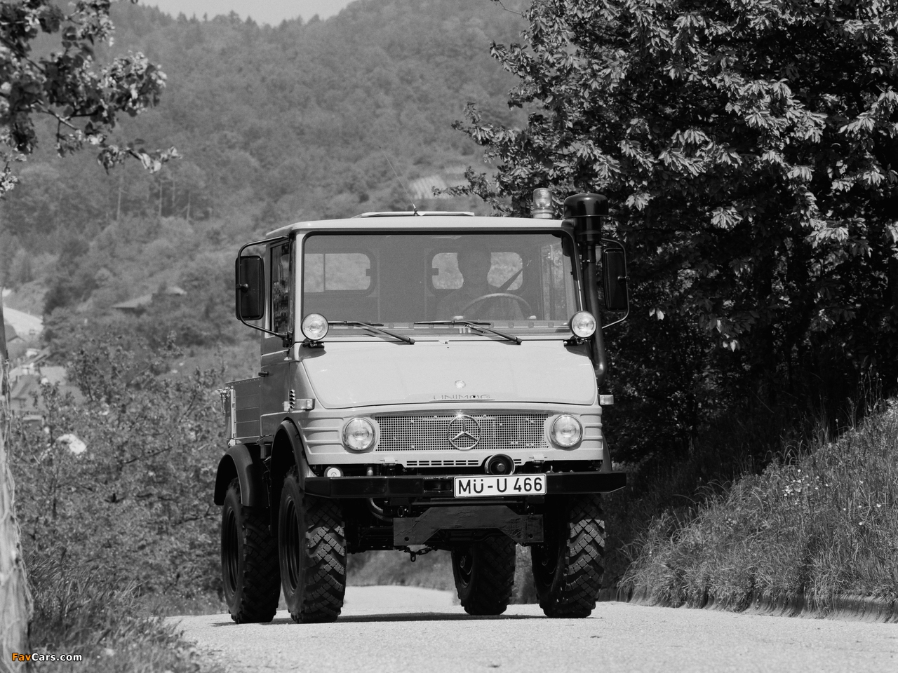 Mercedes-Benz Unimog U600 (407) 1955–80 images (1280 x 960)