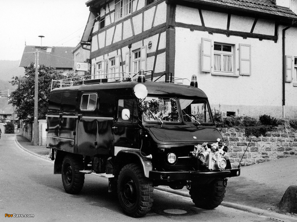 TLF Mercedes-Benz Unimog S U82 8-TS Feuerwehr (404) 1955–80 photos (1024 x 768)