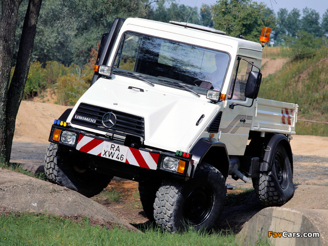 Mercedes-Benz Unimog U110 (416) 1980–2000 images (640 x 480)