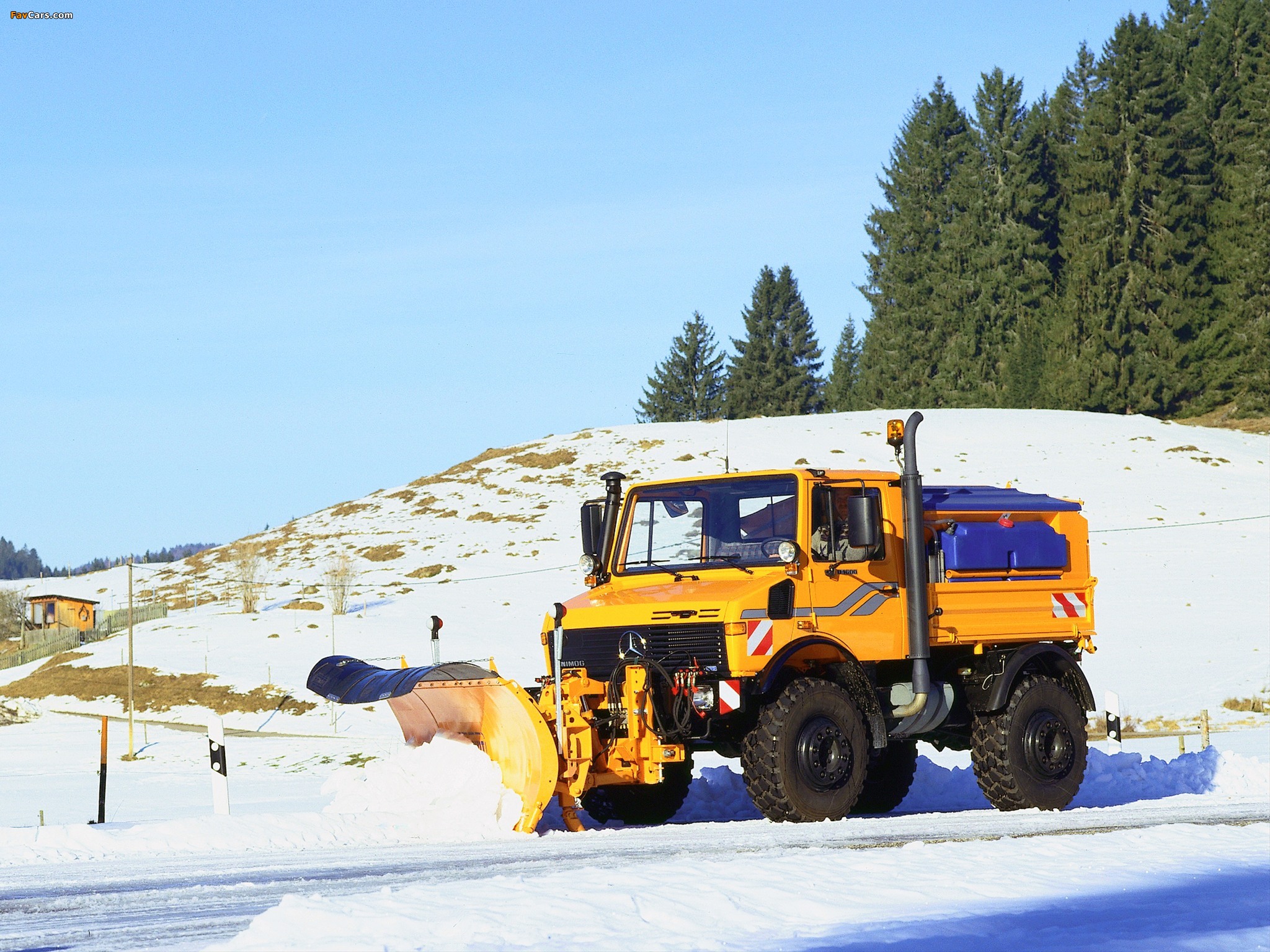 Mercedes-Benz Unimog U1600 (427) 1980–2000 wallpapers (2048 x 1536)