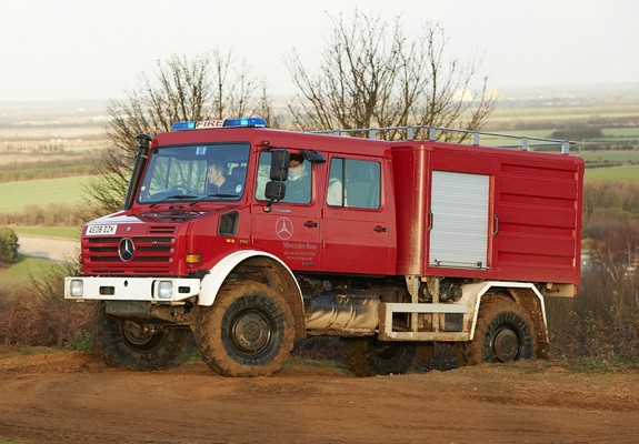 Mercedes-Benz Unimog U4000 Double Cab Firetruck 2000–13 images