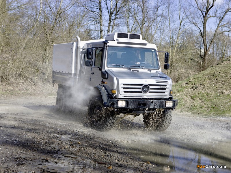 Mercedes-Benz Unimog U4000 Double Cab 2000–13 photos (800 x 600)