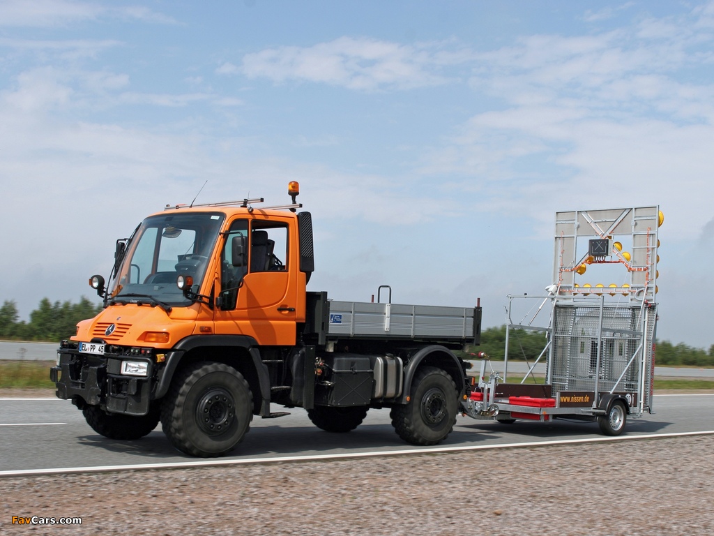 Mercedes-Benz Unimog U400 2000–13 pictures (1024 x 768)