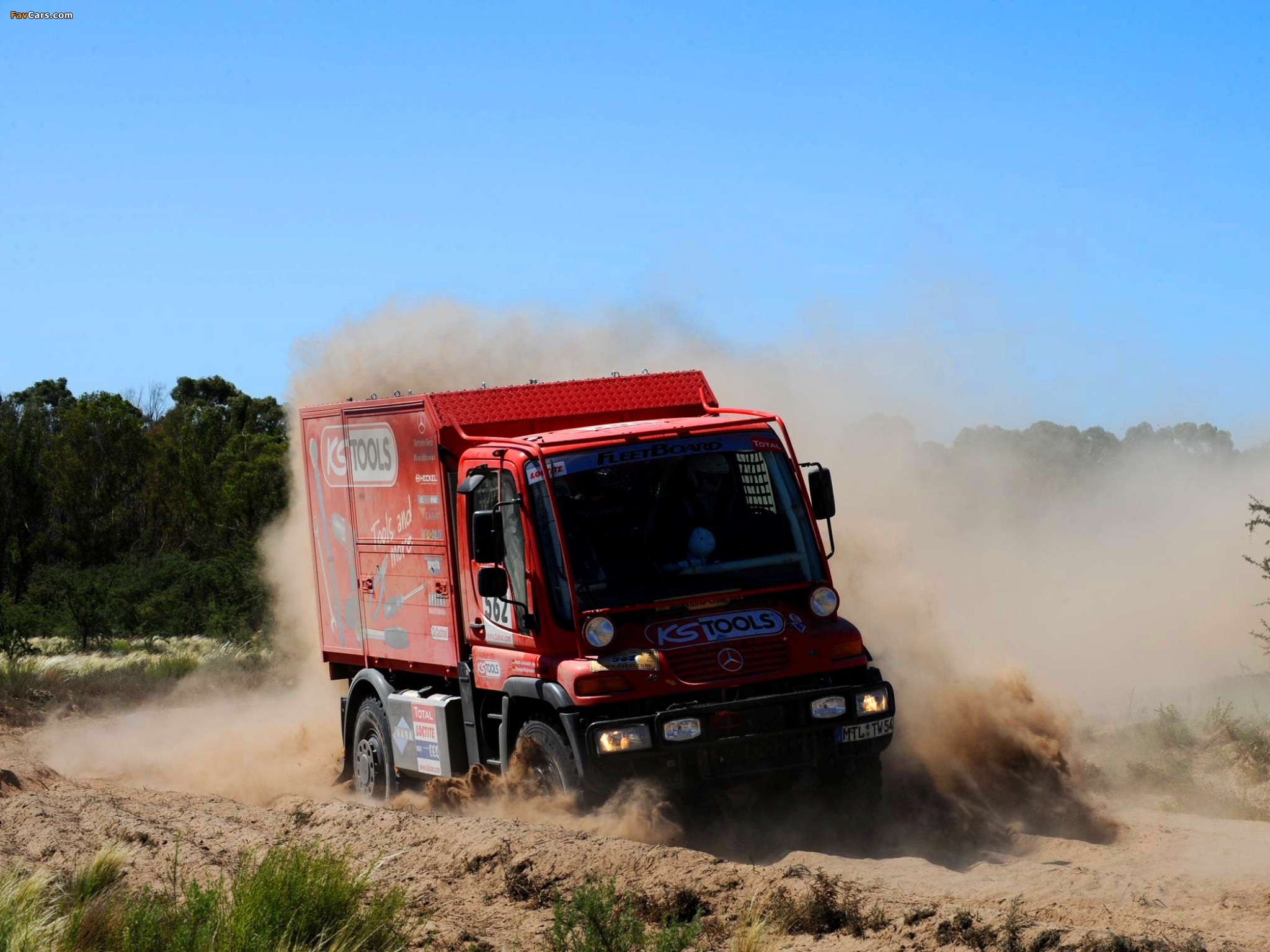 Mercedes-Benz Unimog U400 Rally Truck 2000–13 pictures (2048 x 1536)