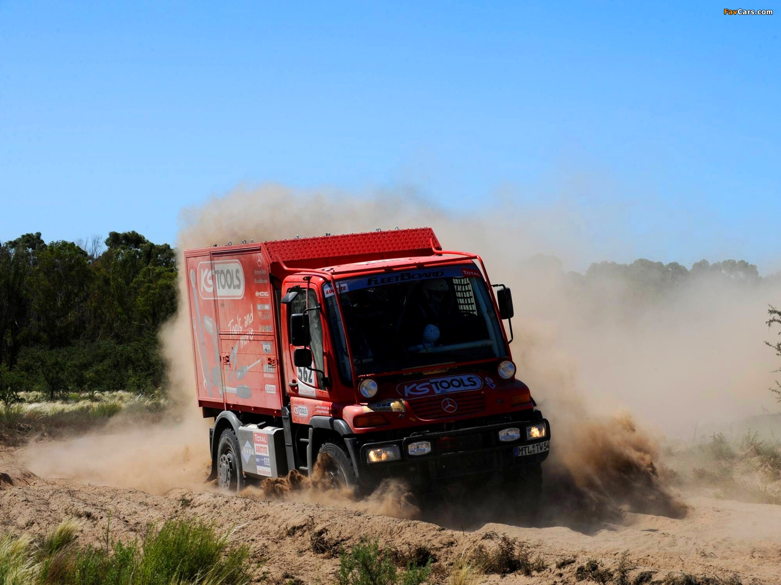 Mercedes-Benz Unimog U400 Rally Truck 2000–13 pictures (1600 x 1200)