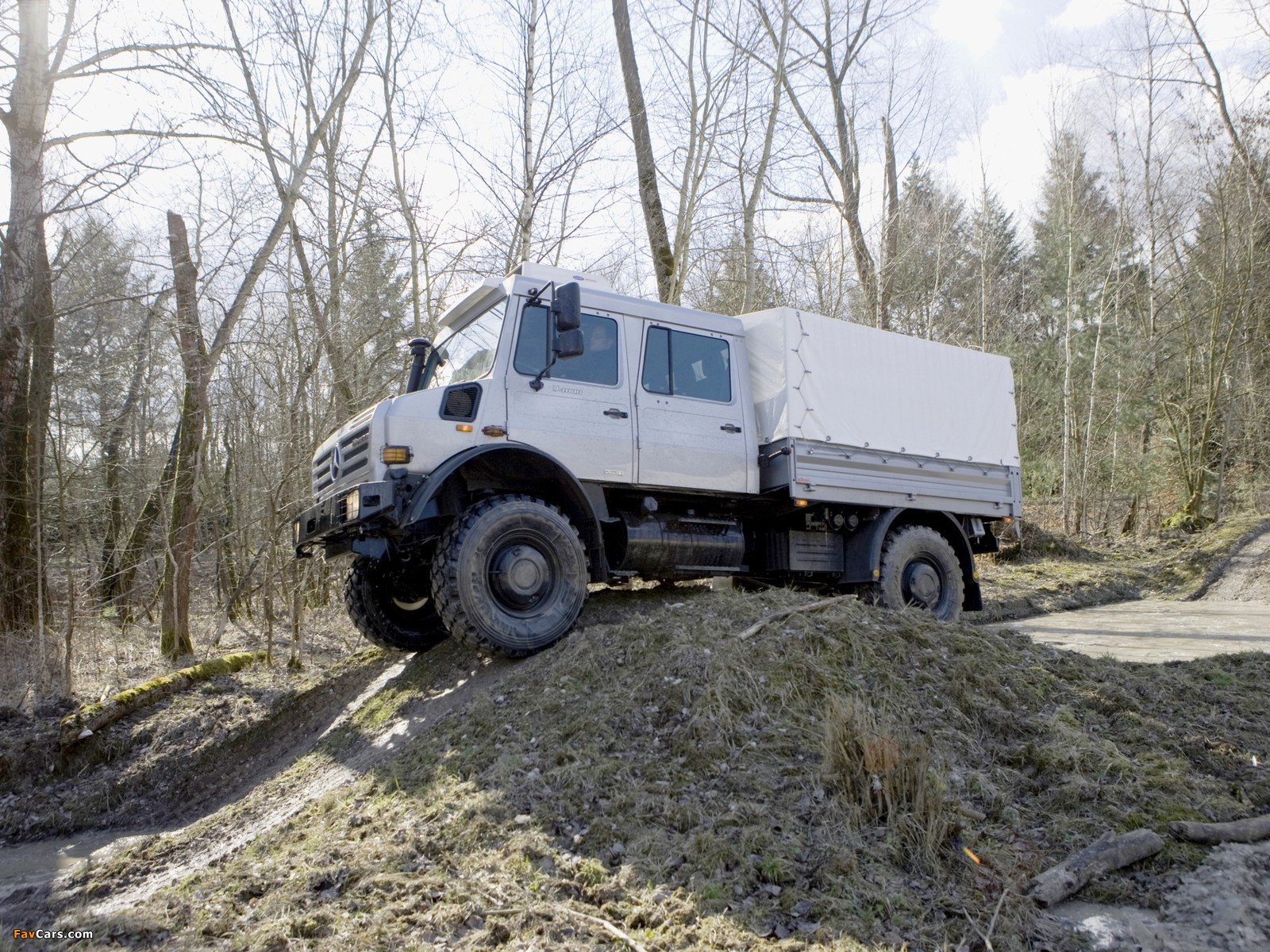 Mercedes-Benz Unimog U4000 Double Cab 2000–13 pictures (1600 x 1200)