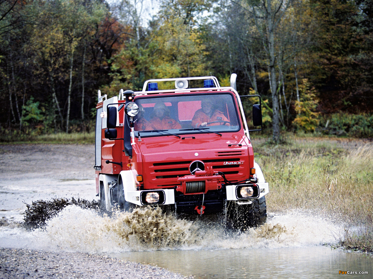 Mercedes-Benz Unimog U4000 Feuerwehr 2000–13 pictures (1280 x 960)