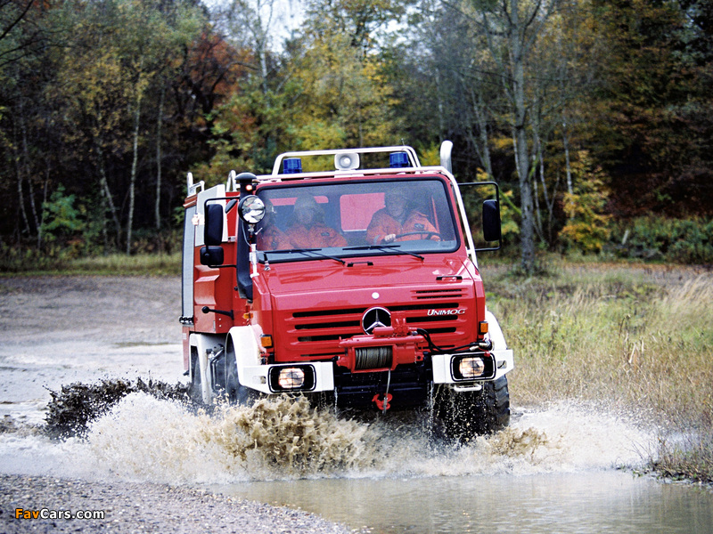 Mercedes-Benz Unimog U4000 Feuerwehr 2000–13 pictures (800 x 600)