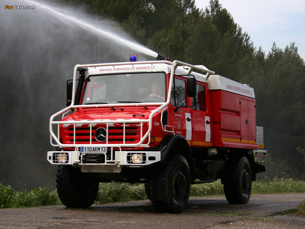 Photos of Mercedes-Benz Unimog U5000 Feuerwehr 2000–13 (1024 x 768)