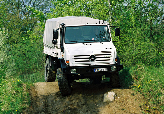 Pictures of Mercedes-Benz Unimog U5000 2000–13