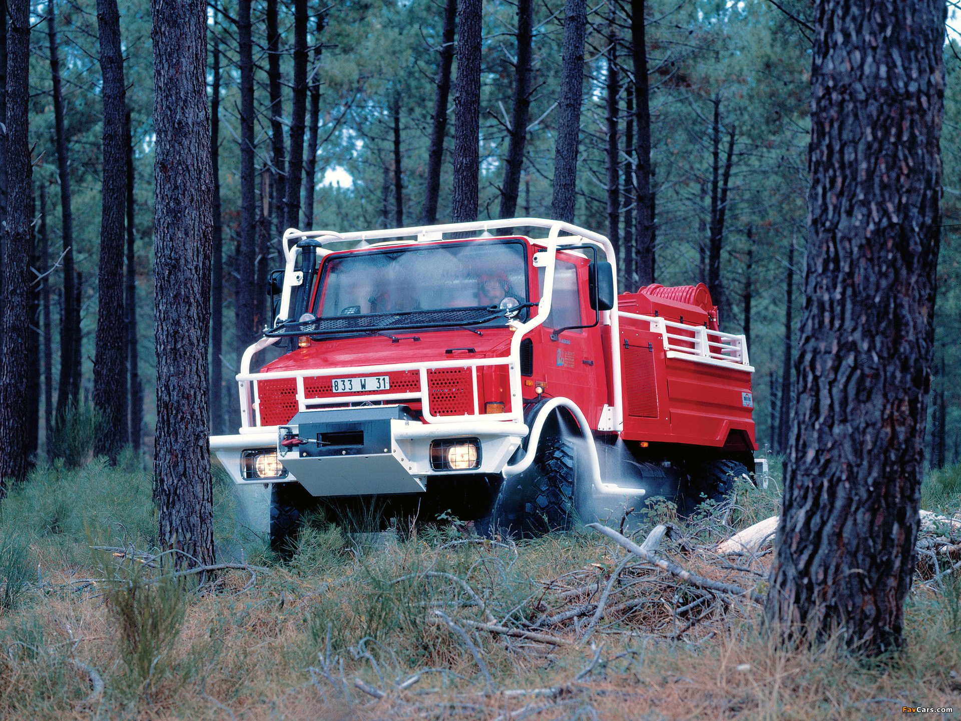 Pictures of Mercedes-Benz Unimog U4000 Feuerwehr 2000–13 (1920 x 1440)