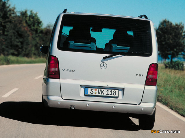 Mercedes-Benz V 220 CDI (W638/2) 1999–2003 pictures (640 x 480)