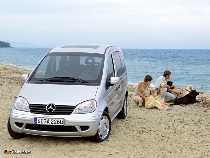 Mercedes-Benz Vaneo (W414) 2002–06 pictures (800 x 600)
