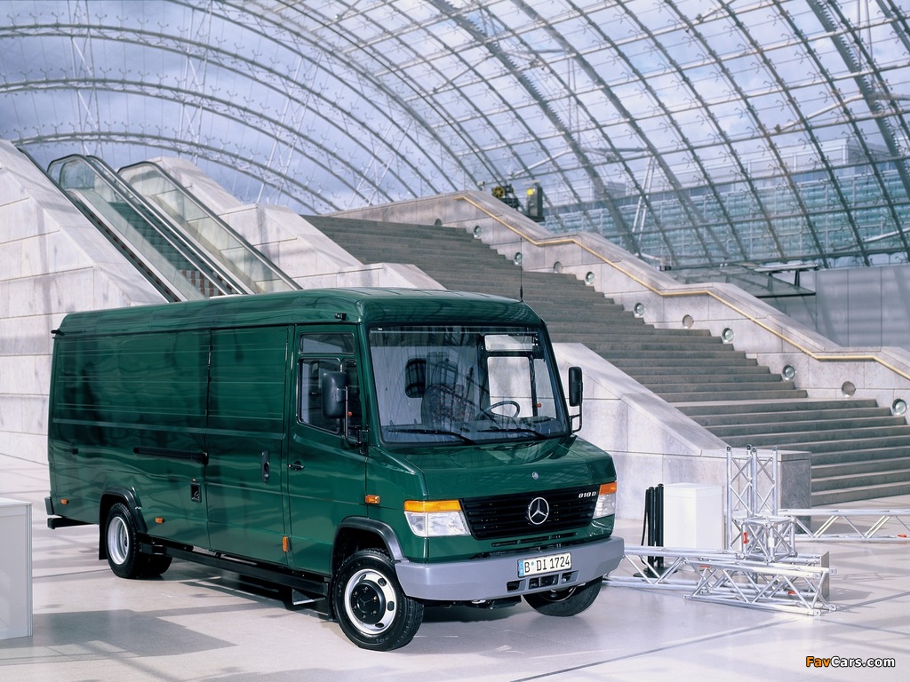 Images of Mercedes-Benz Vario 818D-KA Kasten (670) 1996 (1024 x 768)