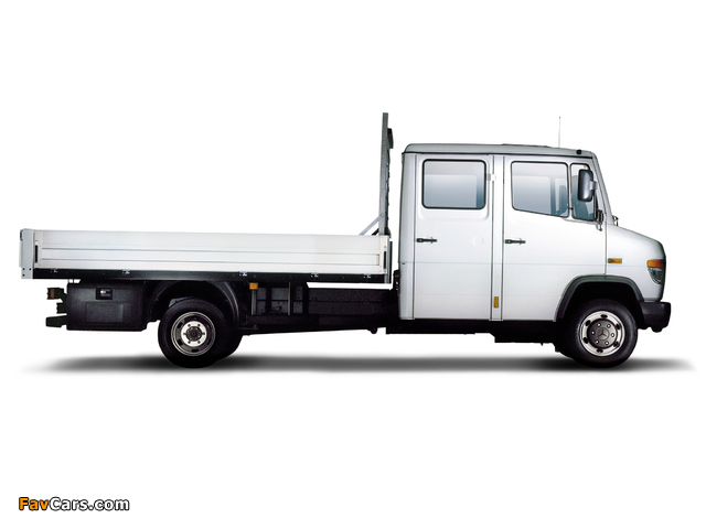 Mercedes-Benz Vario Double Cab Truck (W670) 1996 wallpapers (640 x 480)