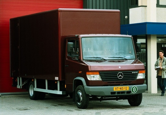 Photos of Mercedes-Benz Vario 612D Köfferwagen (668) 1996
