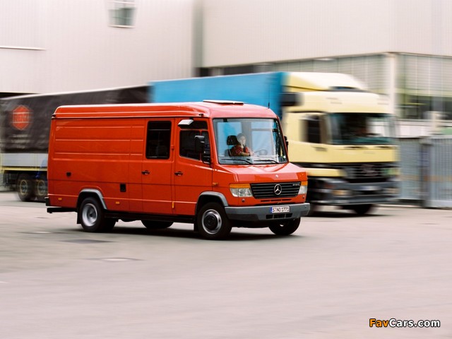 Mercedes-Benz Vario 818D-KA Kasten (670) 1996 wallpapers (640 x 480)