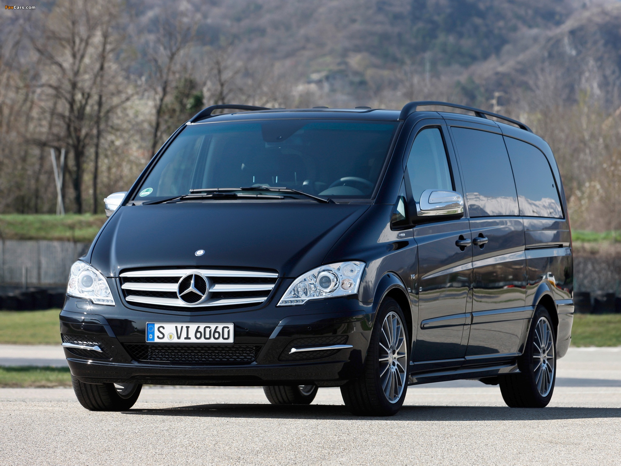 Images of Mercedes-Benz Viano Avantgarde Edition 125 (W639) 2011 (2048 x 1536)