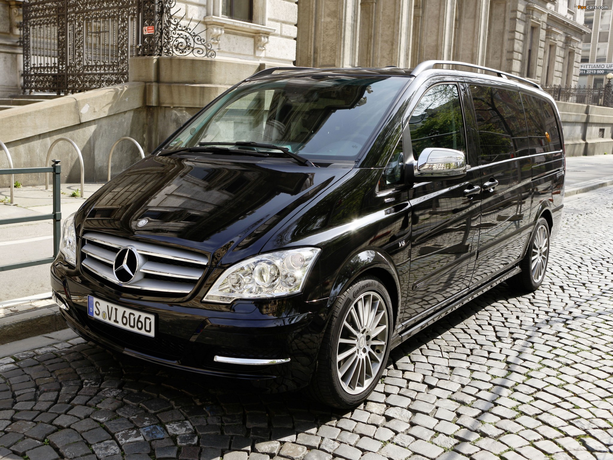 Mercedes-Benz Viano Avantgarde Edition 125 (W639) 2011 images (2048 x 1536)