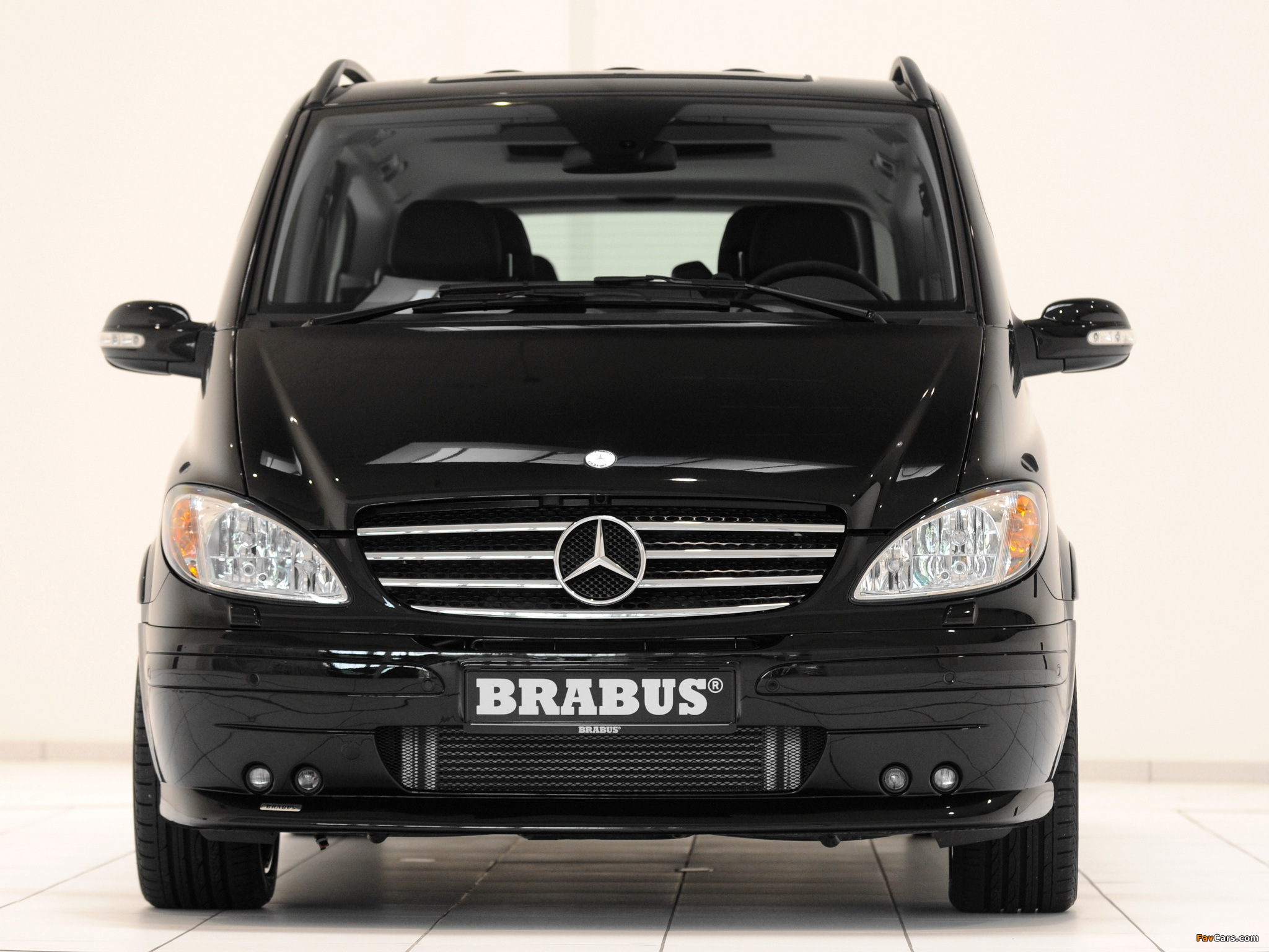 Photos of Brabus Mercedes-Benz Viano (W639) 2004–10 (2048 x 1536)
