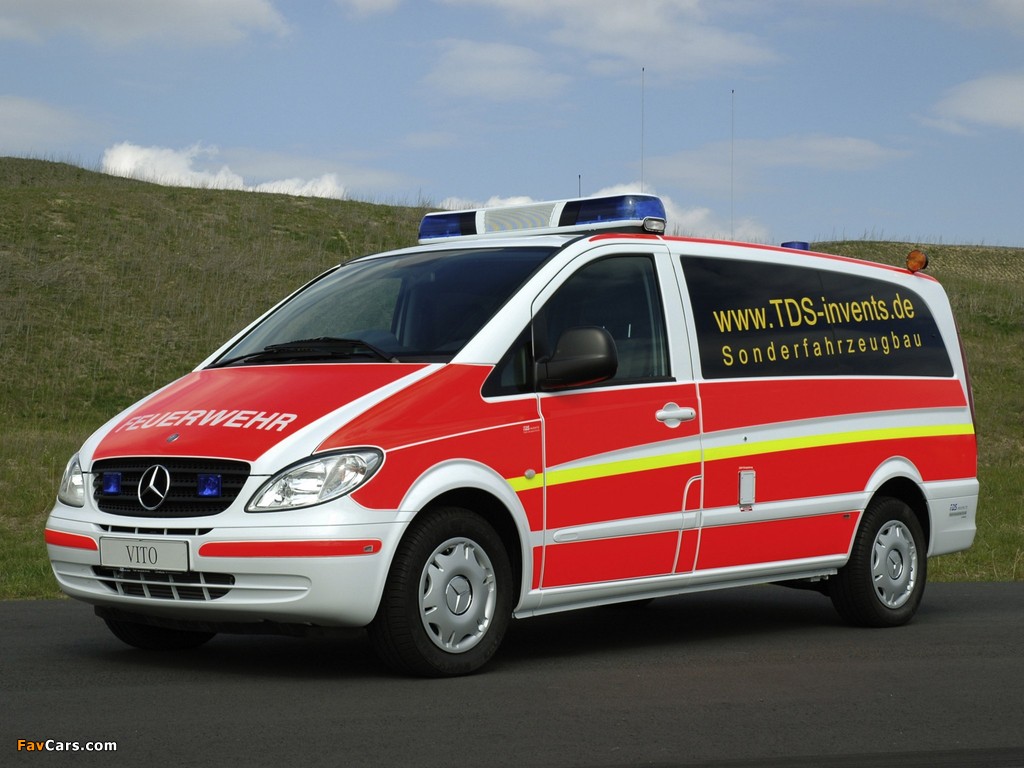 Images of Mercedes-Benz Vito 115 CDI Feuerwehr (W639) 2003–10 (1024 x 768)