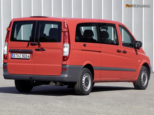 Pictures of Mercedes-Benz Vito (W639) 2010 (640 x 480)