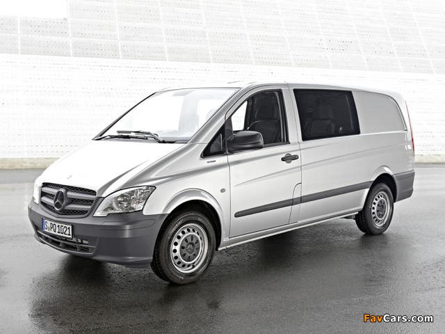Pictures of Mercedes-Benz Vito Mixto (W639) 2010 (640 x 480)