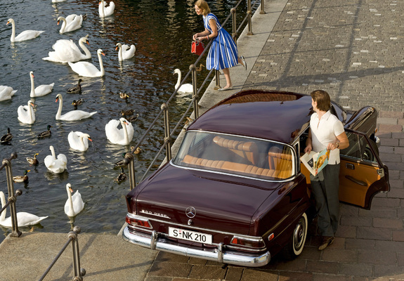 Images of Mercedes-Benz 200 D (W110) 1965–68