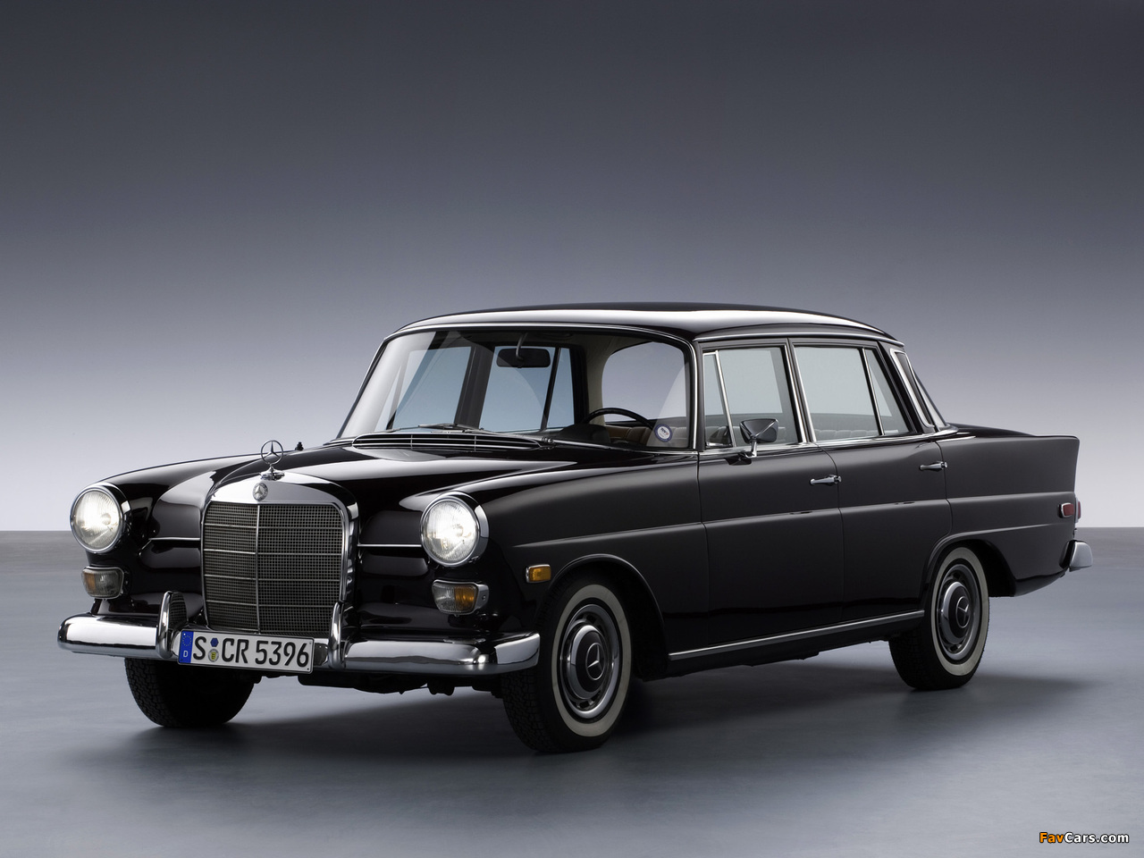 Images of Mercedes-Benz E-Klasse (W110) (1280 x 960)