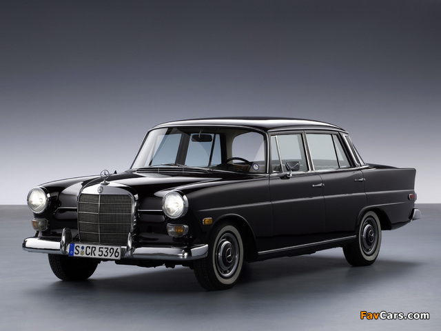 Images of Mercedes-Benz E-Klasse (W110) (640 x 480)