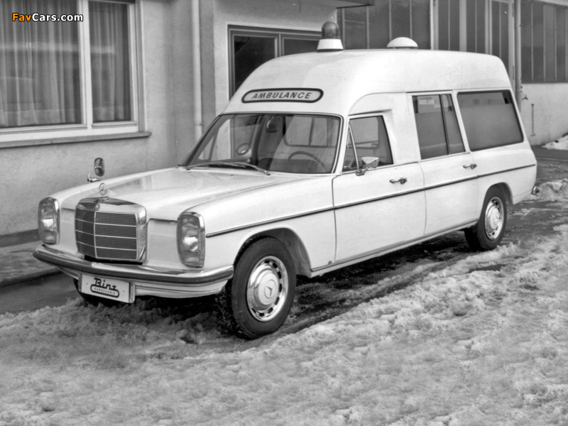 Binz Mercedes-Benz 230 Ambulance (W114) pictures (800 x 600)
